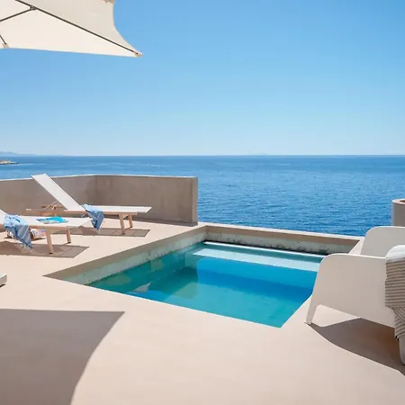 Stylish 3Br Seafront Villa With Direct Sea Access Near Hvar Old Town Hvar Town