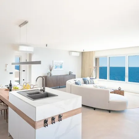 Villa Stylish 3Br Seafront Villa With Direct Sea Access Near Hvar Old Town